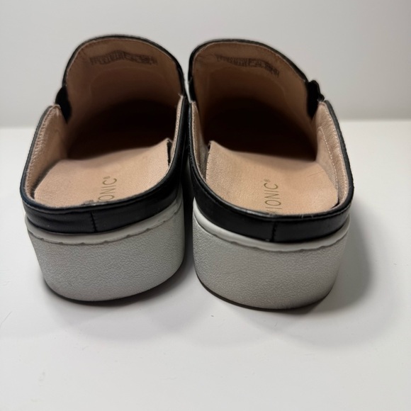 Vionic Black Leather Slip-On Mules Women’s Size 6 - Picture 3 of 10
